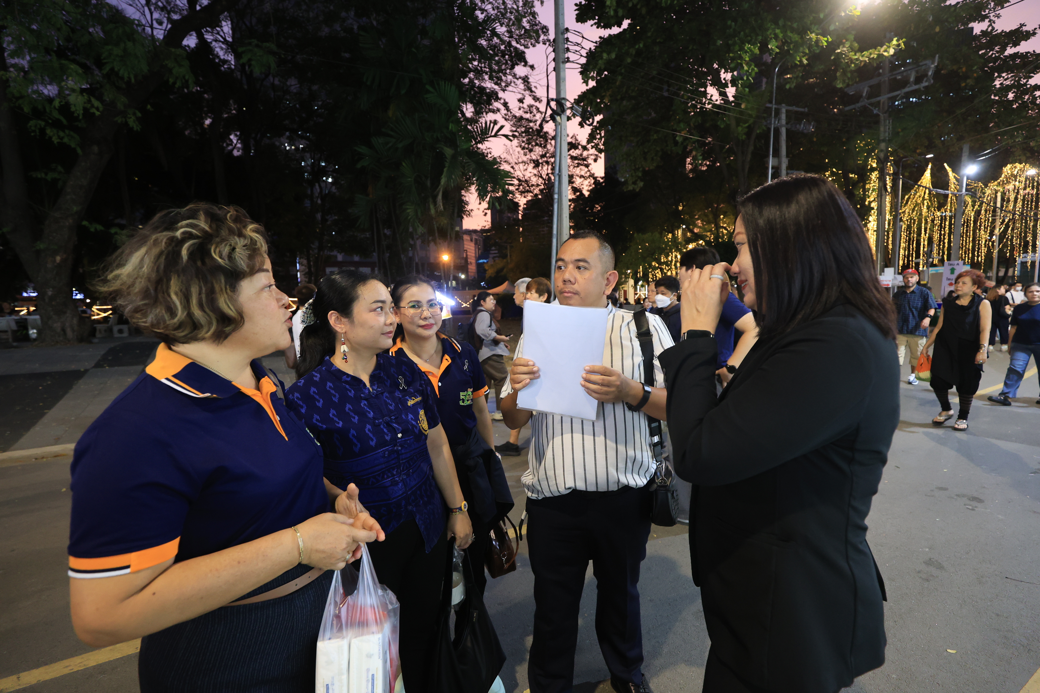 title - ส.ป.ก. ร่วมออกร้าน ภายในบูธกระทรวงเกษตรและสหกรณ์ งานกาชาด ประจำปี 2568